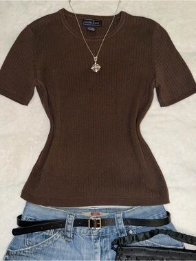 Laura Scott Brown Ribbed Short-Sleeve Knit Top